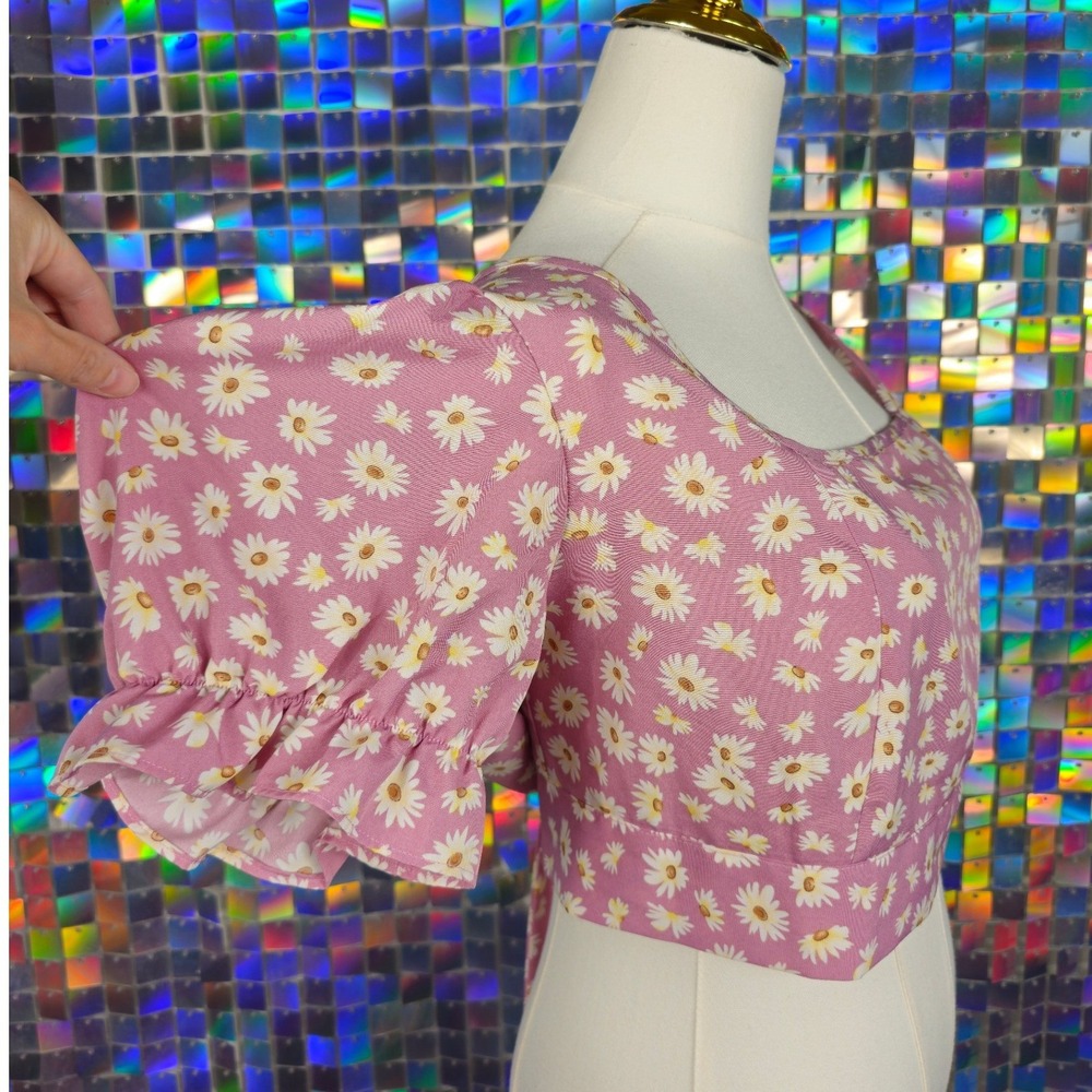 Daisy Floral Crop Top Womens 2XL Pink Excellent Puff Sleeve Tie Back Layering - Picture 2 of 7